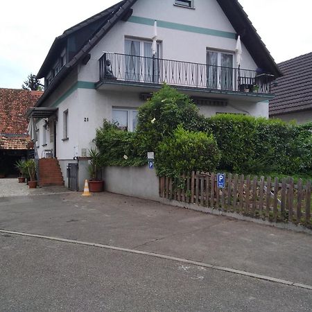Deluma Apartment Rust Bagian luar foto